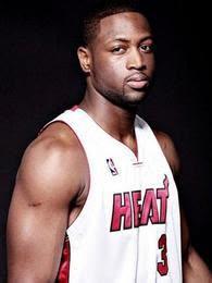 英超半场：沃尔特马德挑射破门，纽卡暂3-0埃弗顿（英超半场战报：沃尔特马德挑射建功，纽卡暂3-0领先埃弗顿）